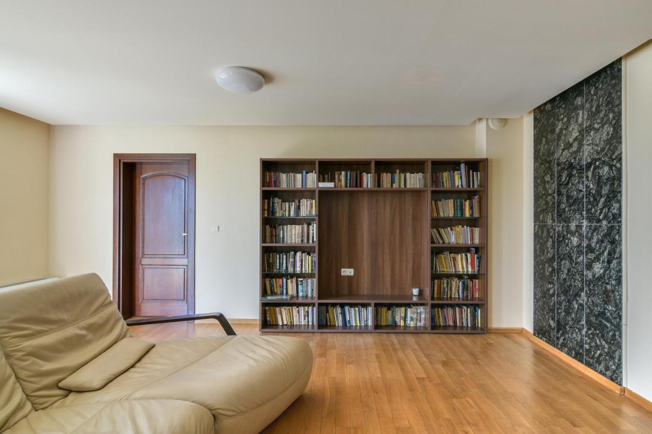 Central Flat With Monster Living Room Warna Exterior foto