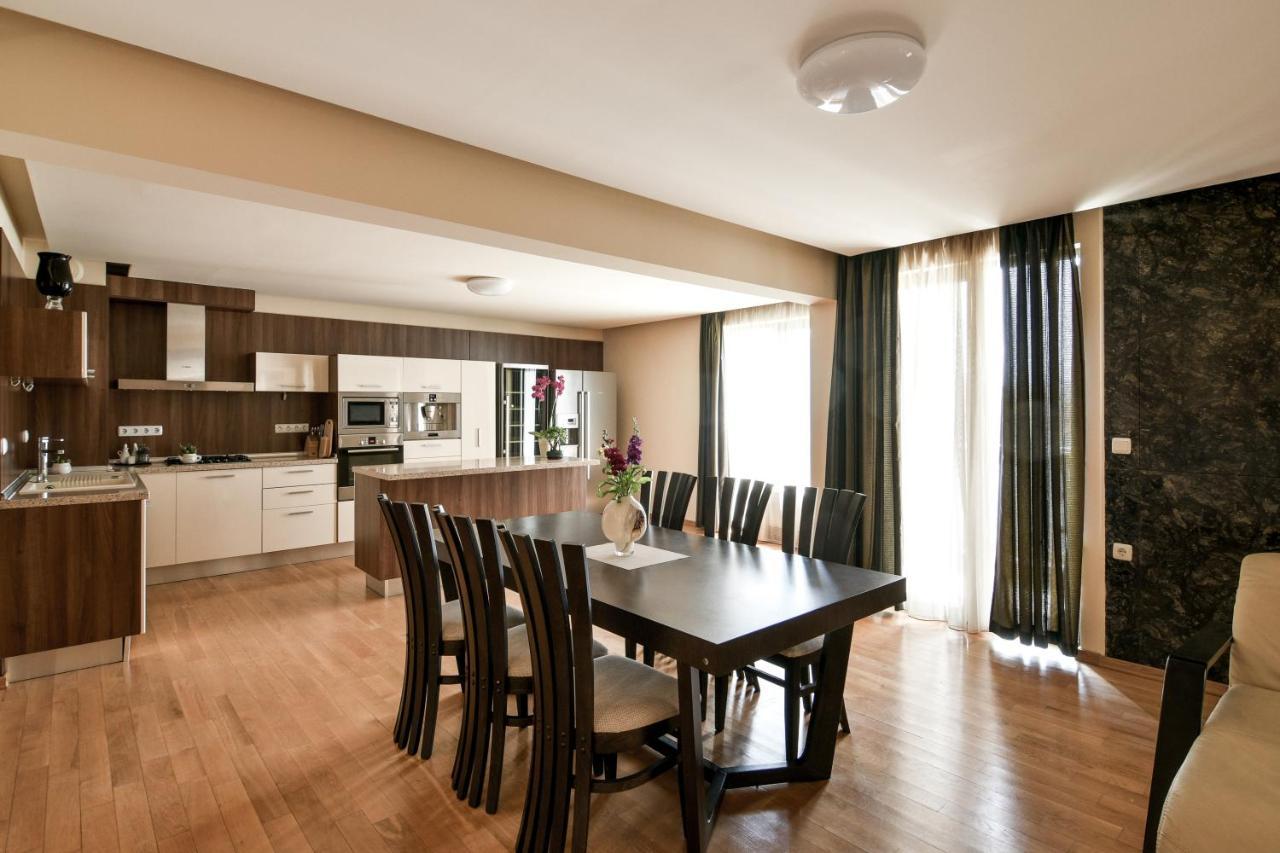 Central Flat With Monster Living Room Warna Exterior foto